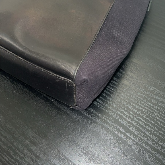 TUMI Nylon/Leather Shoulder Bag - Picture 10 of 13